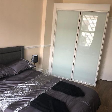 Sandy Pad'S Apartments Rhyl Zewnętrze zdjęcie