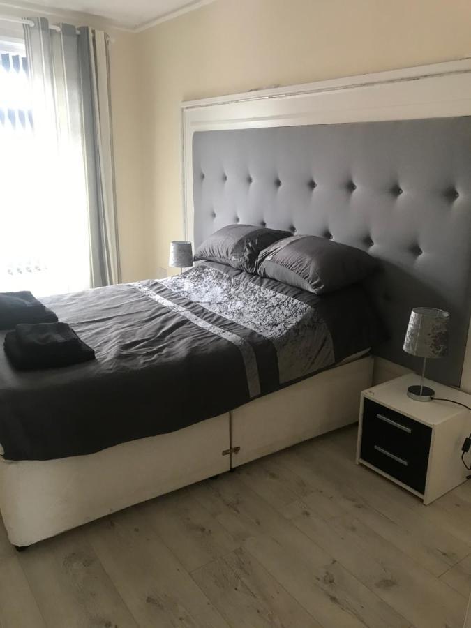 Sandy Pad'S Apartments Rhyl Zewnętrze zdjęcie